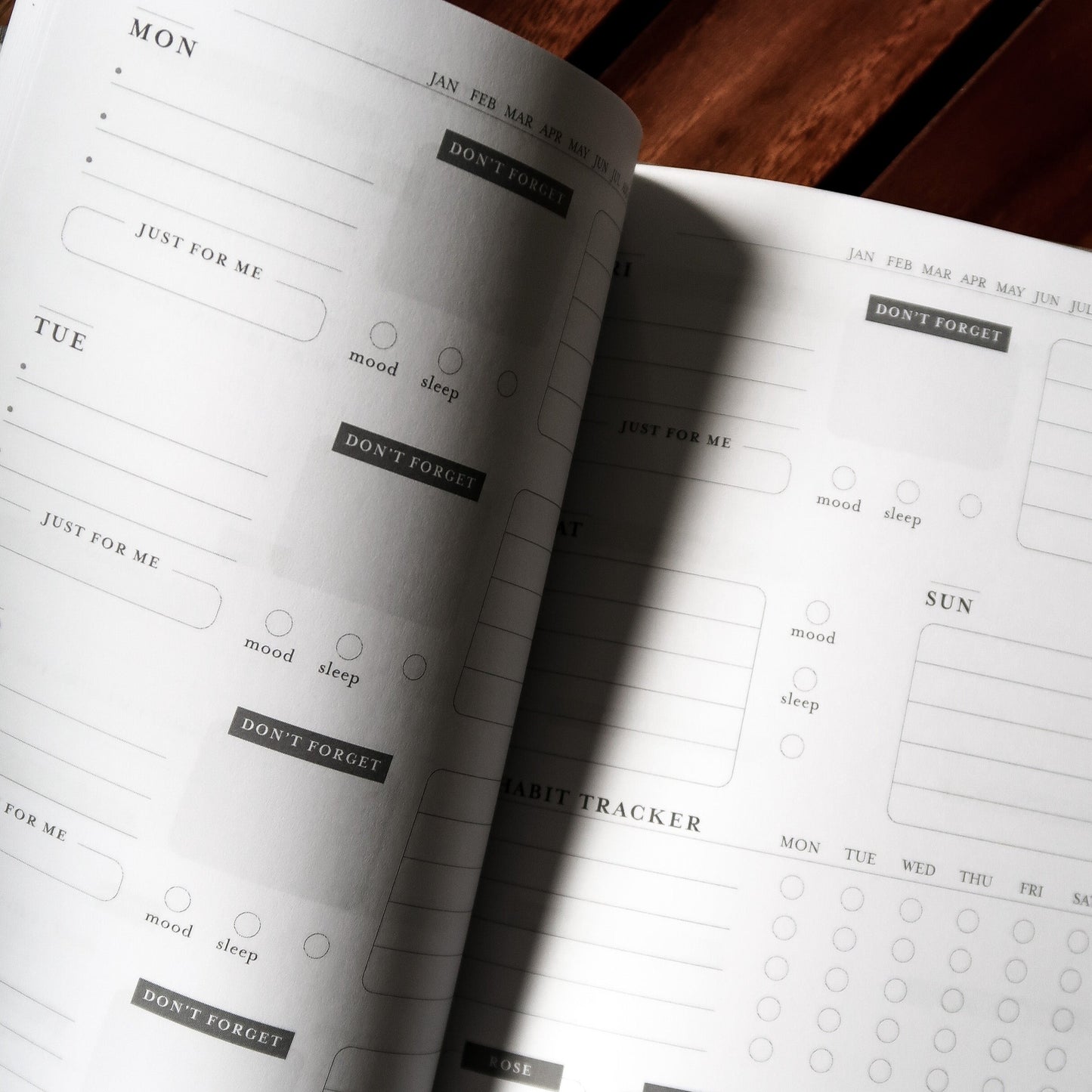 Signature Weekly Planner | Undated